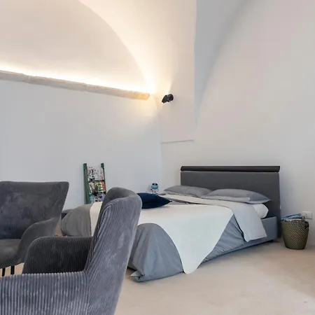 Loft Battista Semesterbostad *